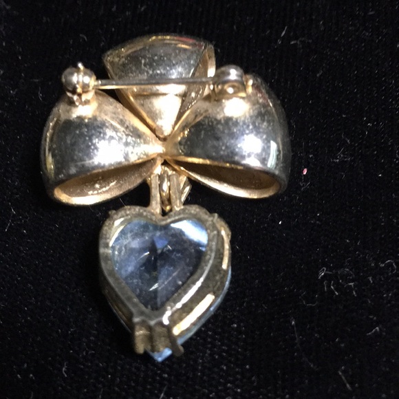 Vintage gold tone simulated blue topaz pin brooch - Picture 4 of 6